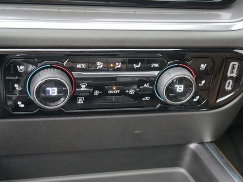 Used 2024 Chevrolet Silverado 2500 High Country image 25