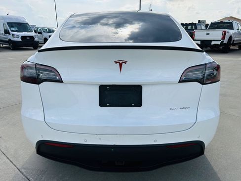 Used 2020 Tesla Model Y Long Range AWD/4WD image 40