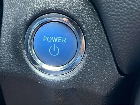 Used 2022 Toyota RAV4 XSE AWD/4WD image 25