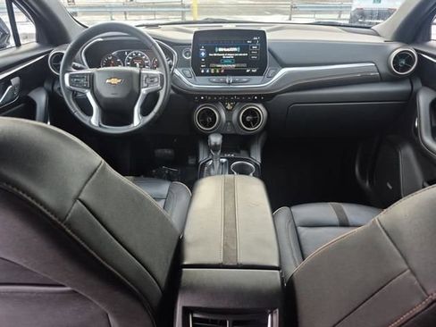 Certified 2023 Chevrolet Blazer Premier AWD/4WD image 10