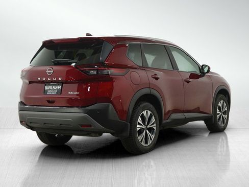 Used 2023 Nissan Rogue SV w/ SV Premium Package image 5