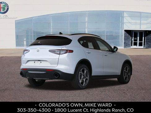 New 2025 Alfa Romeo Stelvio Sprint image 6