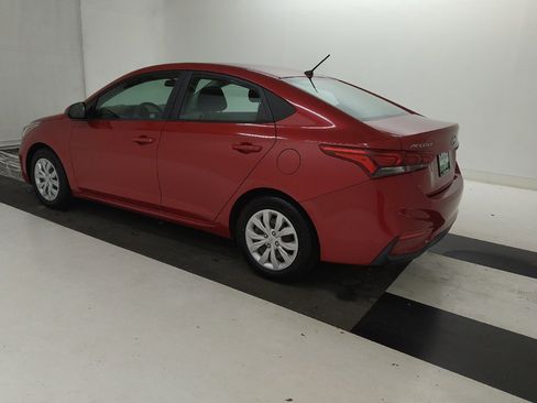 Used 2021 Hyundai Accent SE FWD image 3