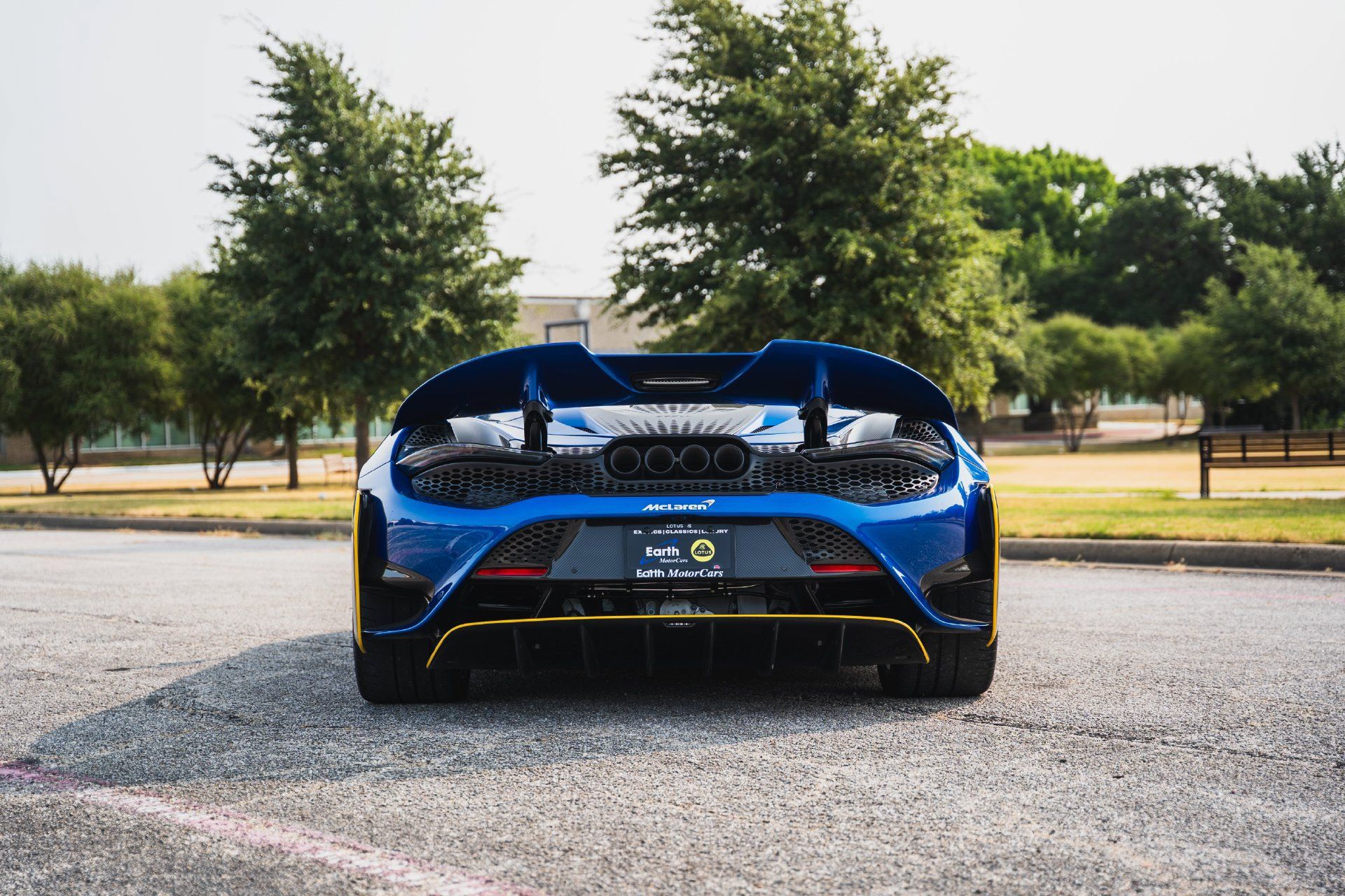 Used 2022 McLaren 765LT RWD image 16