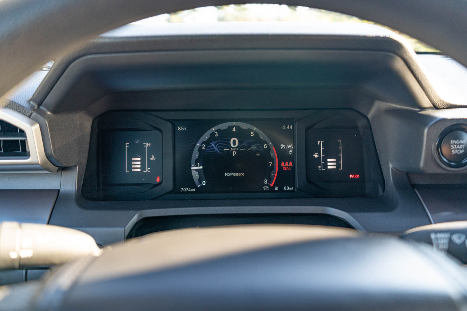 Certified 2025 Toyota Tacoma SR5 AWD/4WD image 23