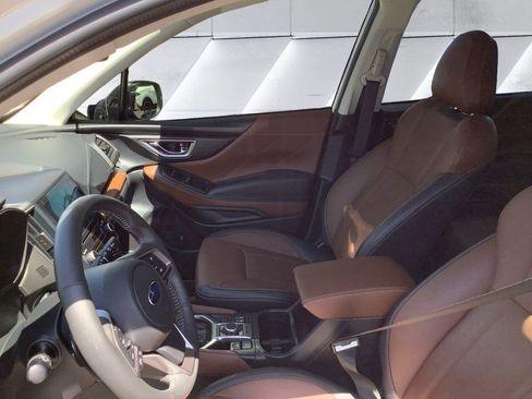 Used 2023 Subaru Forester Touring AWD/4WD image 7