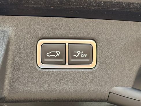 Used 2025 Kia Sorento EX w/ Panoramic Sunroof Package FWD image 14