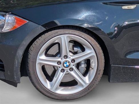 Used 2008 BMW 135i Convertible RWD image 14