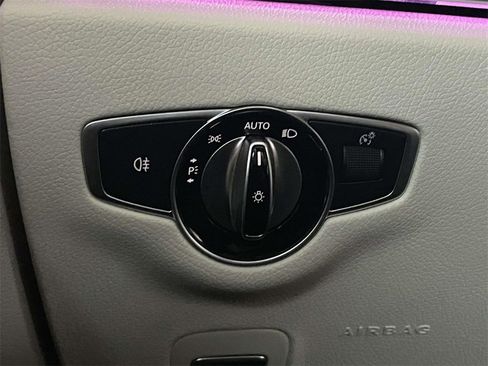 Used 2022 Mercedes-Benz E 350 Sedan image 18