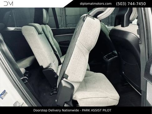 Used 2021 Volvo XC90 T8 Inscription w/ Advanced Package AWD/4WD image 23