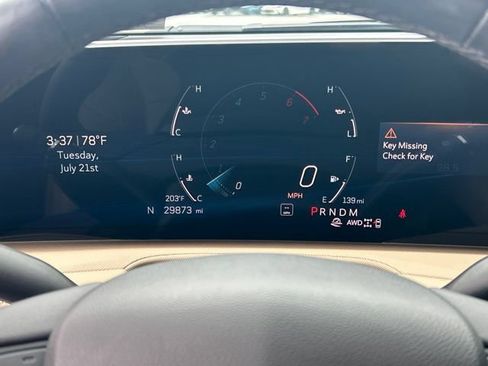 Used 2024 Cadillac XT4 Luxury w/ Cold Weather Package AWD/4WD image 59