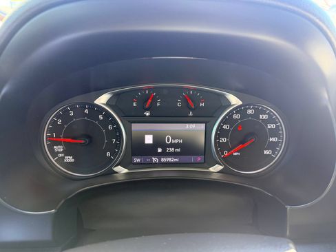 Used 2020 GMC Terrain Denali w/ Denali Premium Package AWD/4WD image 9