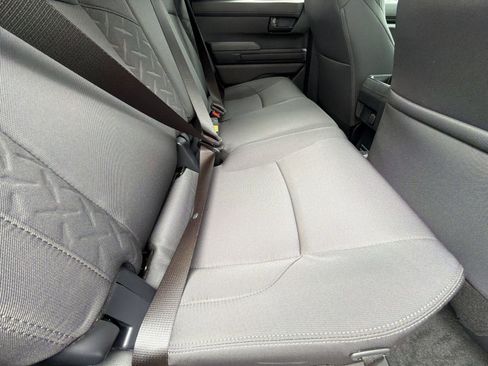 Used 2026 Toyota Tacoma SR5 AWD/4WD image 32