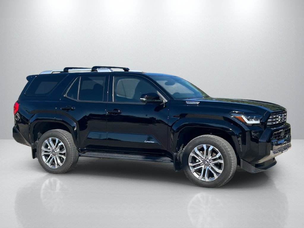 Certified 2025 Toyota 4Runner Limited AWD/4WD image 4
