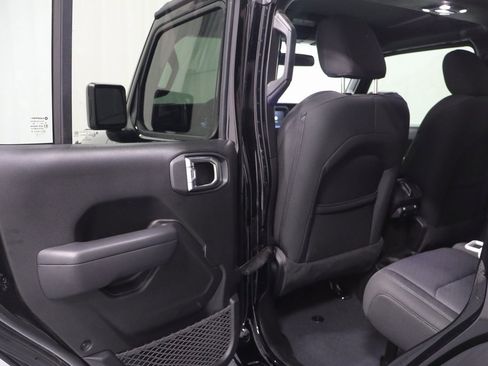 Certified 2022 Jeep Wrangler Unlimited Sport image 12