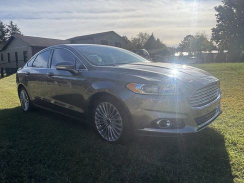 Used 2013 Ford Fusion Titanium image 6