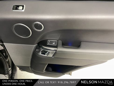 Used 2018 Land Rover Range Rover Sport HSE Dynamic image 40