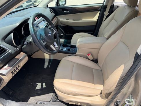 Used 2017 Subaru Outback 2.5i Limited AWD/4WD image 26