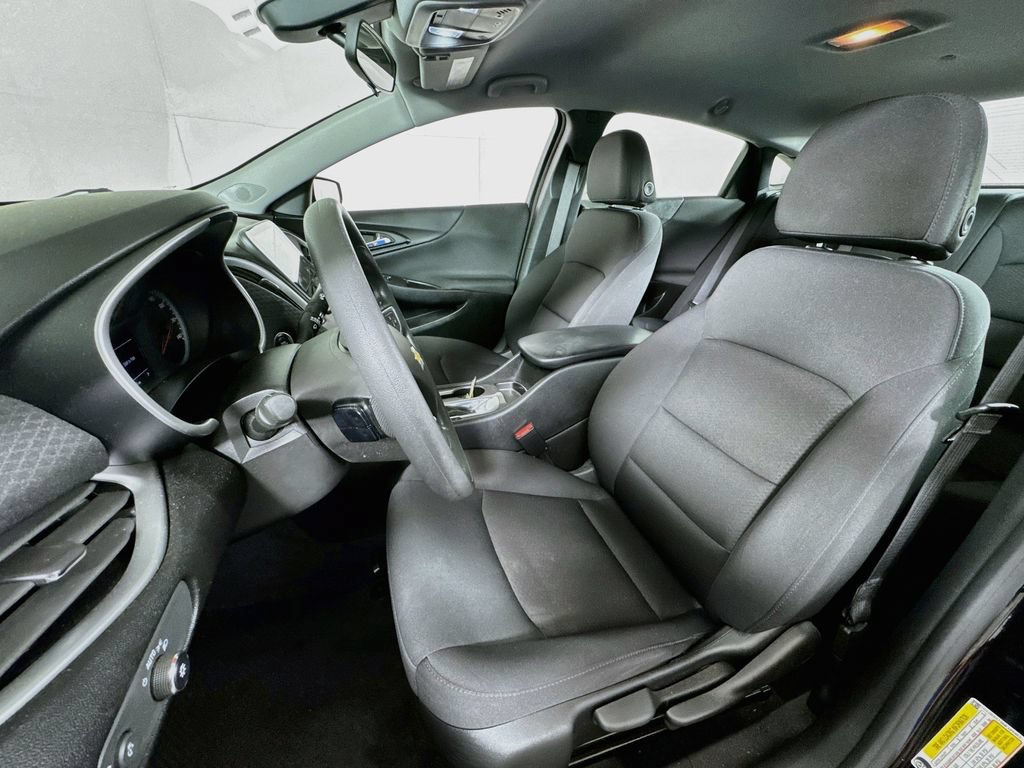 Used 2022 Chevrolet Malibu LS FWD image 19