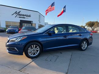Used 2017 Hyundai Sonata SE video 1