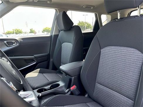 New 2025 Kia Soul EX image 6