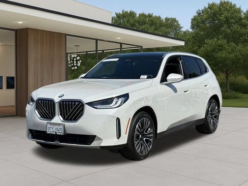 Used 2026 BMW X3 xDrive30i w/ Convenience Package AWD/4WD image 2