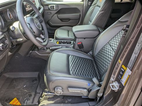 New 2025 Jeep Wrangler Sport S image 10