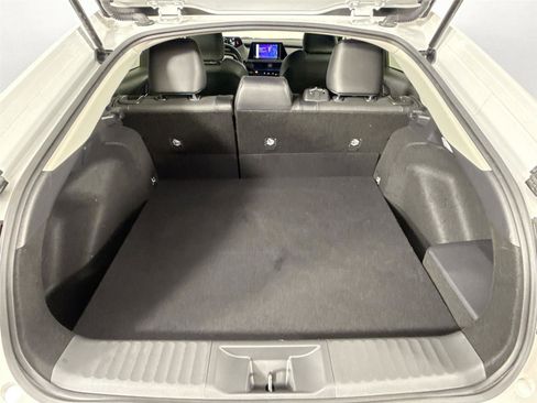 Certified 2024 Toyota Prius XLE image 39