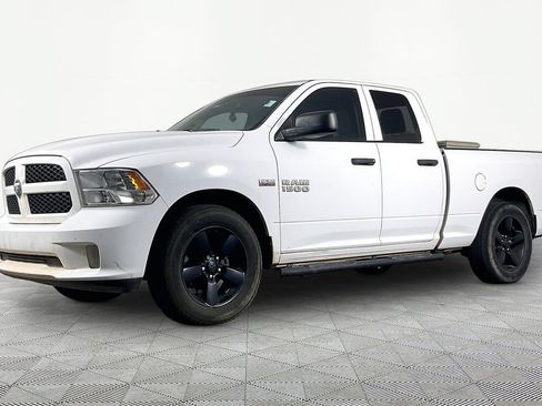 Used 2016 RAM 1500 Express RWD image 1