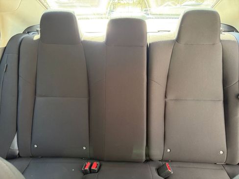 Used 2025 Nissan Sentra S image 37