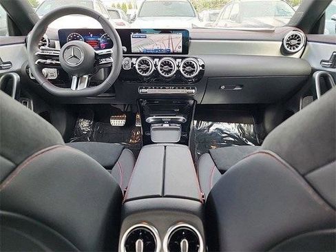 Certified 2025 Mercedes-Benz CLA 250 4MATIC image 14