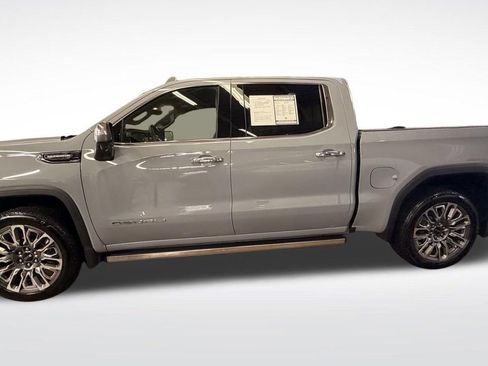 Used 2025 GMC Sierra 1500 Denali Ultimate AWD/4WD image 2