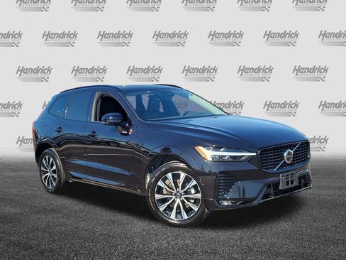 Certified 2025 Volvo XC60 B5 Plus image 2