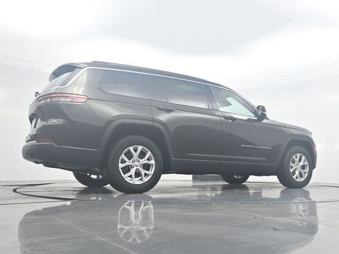 Used 2022 Jeep Grand Cherokee L Limited w/ Luxury Tech Group II AWD/4WD image 29