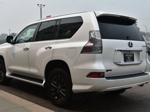 Used 2020 Lexus GX 460 Premium w/ Premium Package AWD/4WD image 14