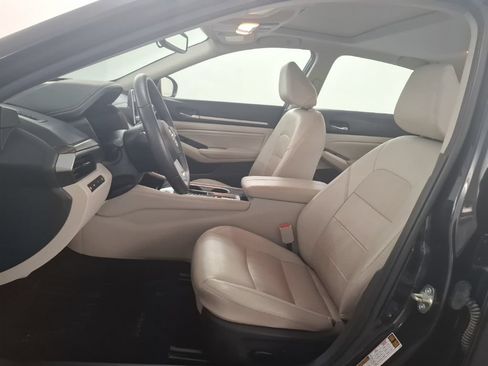 Used 2020 Nissan Altima 2.5 SL FWD image 17