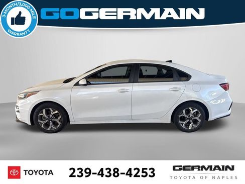 Used 2021 Kia Forte LXS FWD image 3
