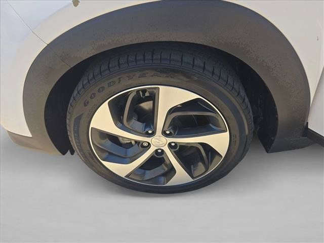 Used 2018 Hyundai Tucson Value FWD image 25