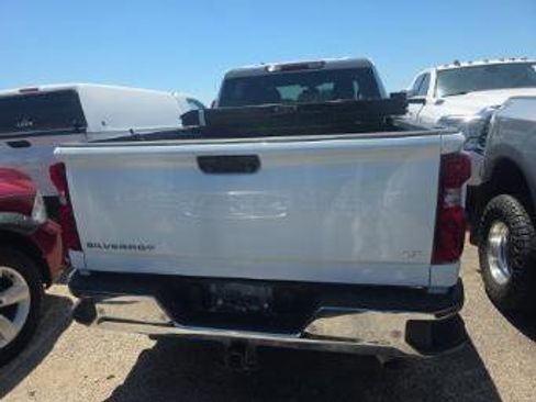 Used 2023 Chevrolet Silverado 2500 LT w/ Convenience Package AWD/4WD image 9