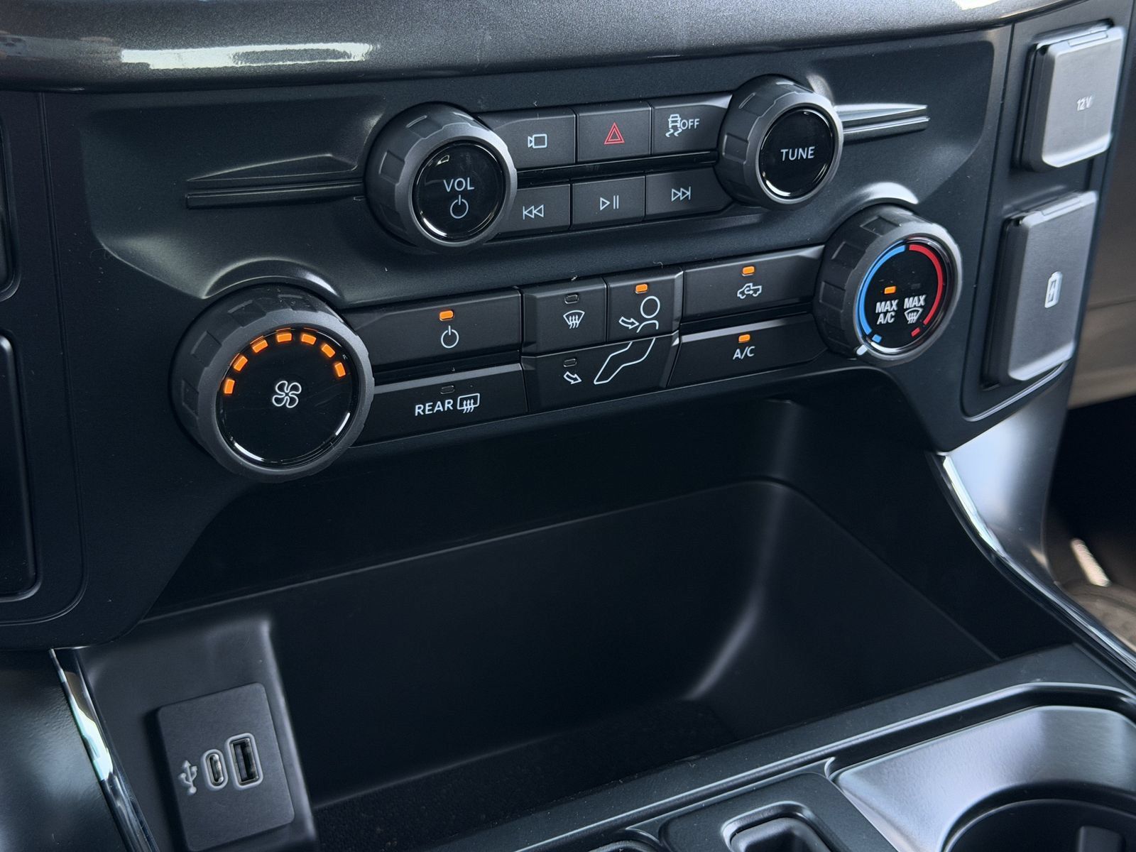 New 2026 Ford F150 STX w/ Equipment Group 200A RWD image 18