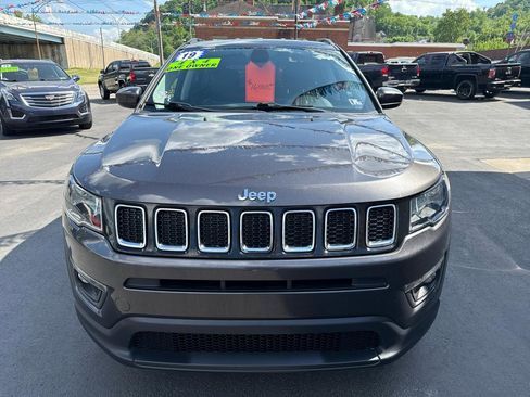 Used 2019 Jeep Compass Latitude w/ Popular Equipment Group AWD/4WD image 29