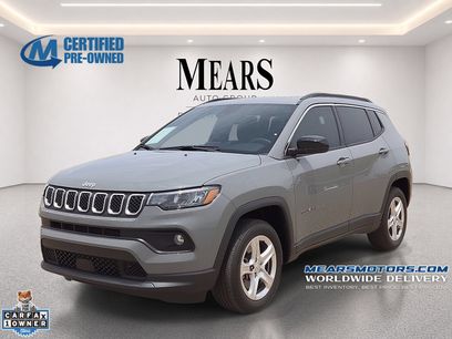 Used 2024 Jeep Compass Latitude w/ Sun and Sound Group