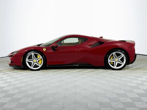 Used 2023 Ferrari SF90 Spider AWD/4WD image 31