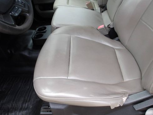 Used 2019 Ford F150 XL w/ Equipment Group 101A Mid RWD image 36
