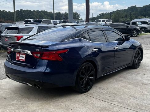 Used 2017 Nissan Maxima SR FWD image 6