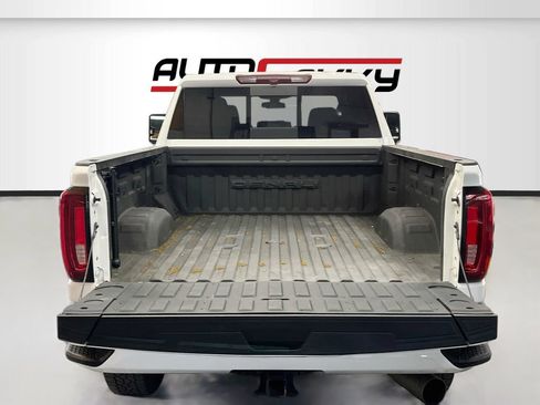 Used 2023 GMC Sierra 2500 Denali AWD/4WD image 27
