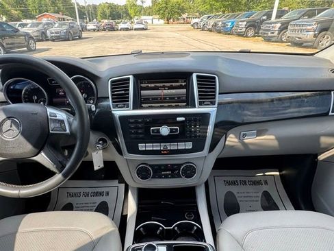 Used 2015 Mercedes-Benz ML 350 4MATIC w/ Premium 1 Package image 20