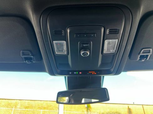 Used 2023 Chevrolet Tahoe LT AWD/4WD image 41