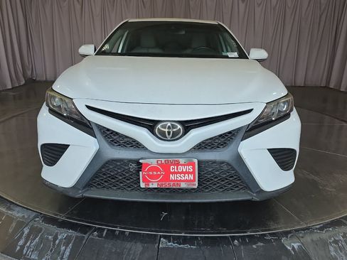Used 2019 Toyota Camry SE w/ Audio Package FWD image 11