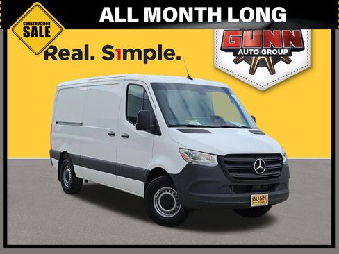 Used 2025 Mercedes-Benz Sprinter 2500 image 1